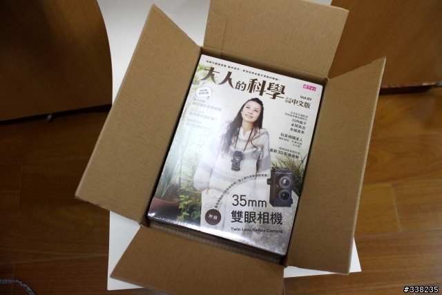 [大人的科學]中文版首發~35mm雙眼相機~開箱分享