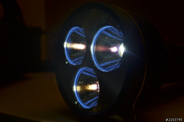 OLIGHT SR96   OLIGHT 家族
