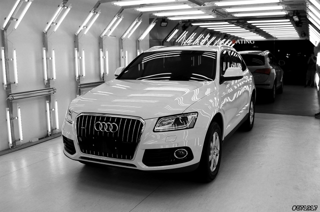 2014年式 新AUDI Q5+10/11全車鍍膜