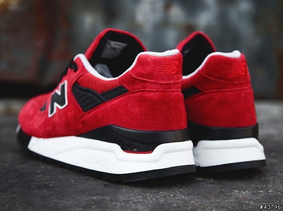 New Balance M1300CL 開箱 + 998紅色（毒圖）
