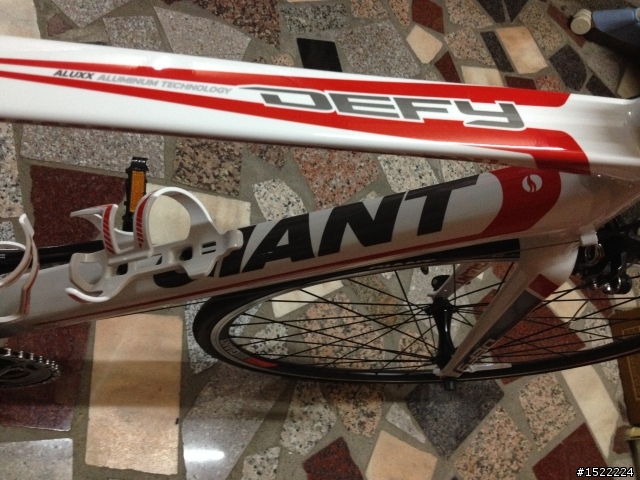 我的第一台公路車 DEFY3