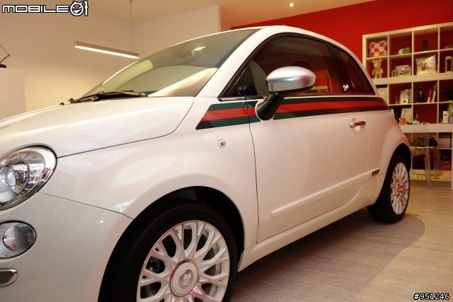 好厲害的精品...FIAT 500 by Gucci