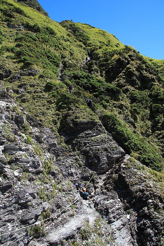 勇闖黑色奇萊主(北)峰
