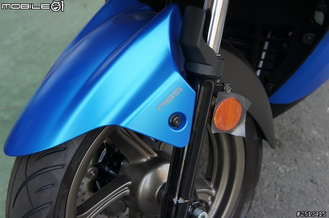 遇見K-XCT300 ABS 消光藍 消光黑 不專業開箱