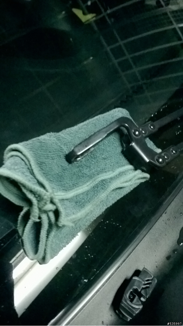 [教學] PEUGEOT 107 更換雨刷
