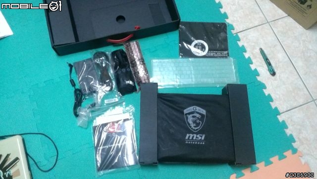 MSI電競筆電不專業開箱