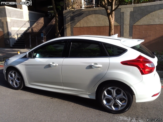 Focus 8W10/8更新交車