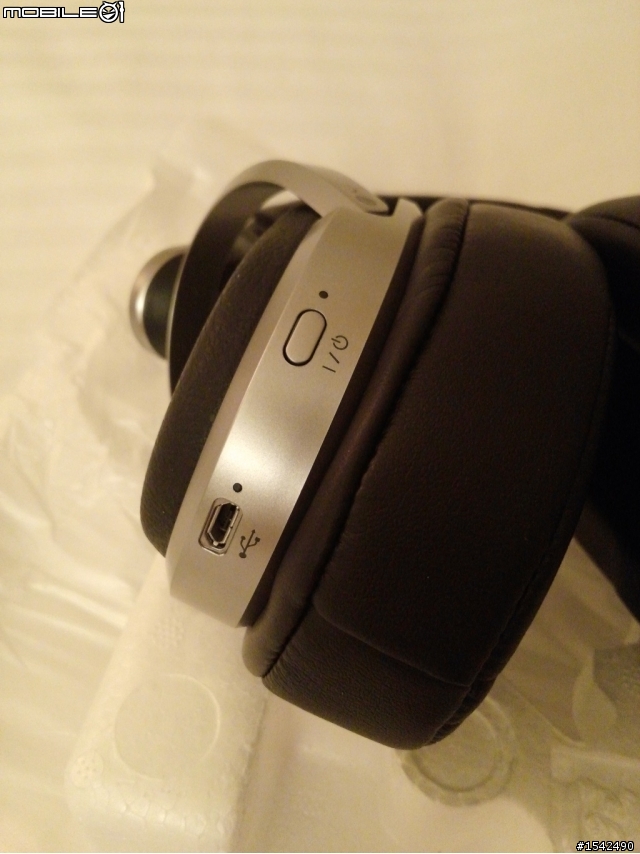 [更新]Sony MDR-HW700DS簡易開箱
