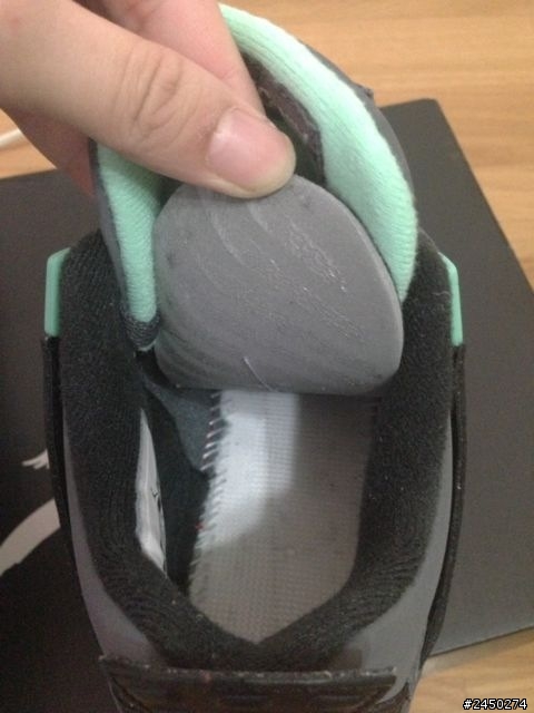Jordan 4代真假 請高手幫我看