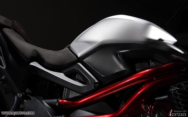 大陸的錢江Benelli TnT Titanium