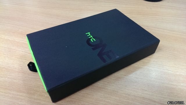 【開箱】HTC One 尊爵好禮頌 皮革手機套