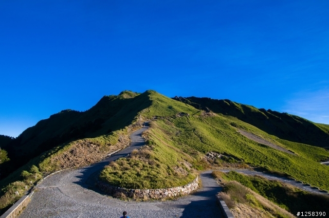 美麗山巒 武嶺+清境(44P)