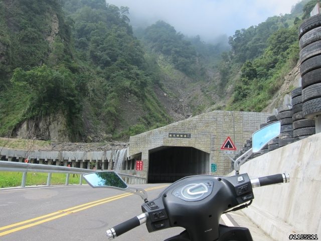 2013年初秋騎新中橫，登東埔山