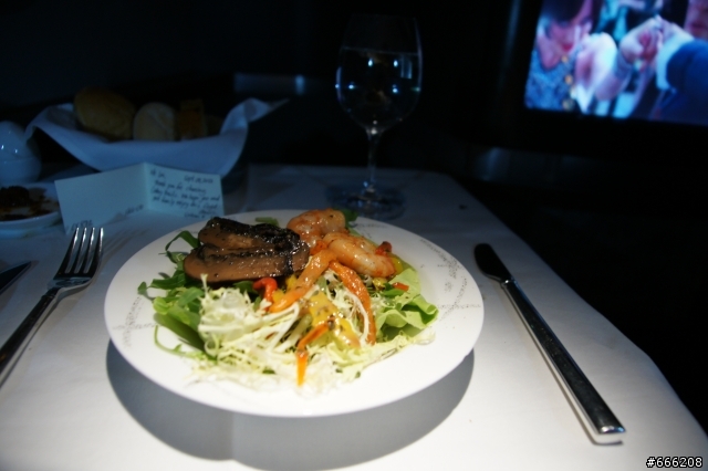 盡孝心美國行 國泰航空 777-300ER HKG-SFO 頭等艙分享