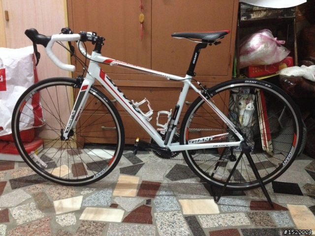 我的第一台公路車 DEFY3