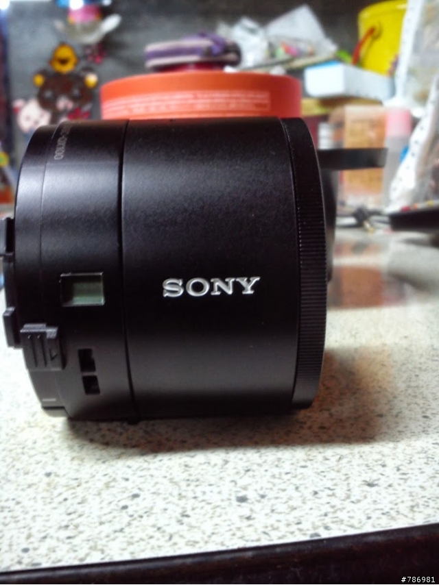 熱呼呼的SONY  QX-100
