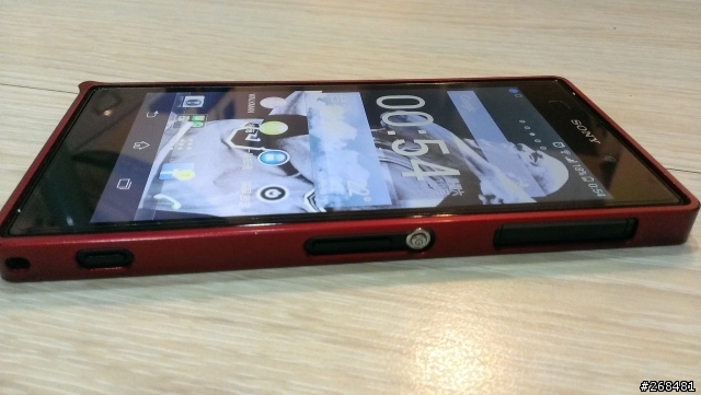[分享] SONY Z1 金屬邊框 & 磁充方法