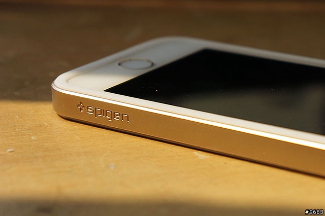 分享 SGP iPhone 5S Neo Hybrid EX Slim Metal 金色＋中華 iPhone 5s 金色