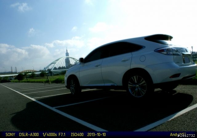 【補開箱】[圖多] 2012 LEXUS RX450h 基隆河濱外拍