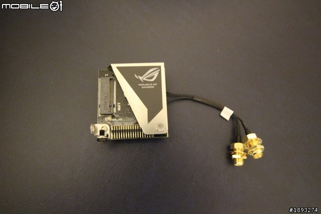 擁有豐富配件的 ASUS MAXIMUS VI 系列 EXTREME 極致版