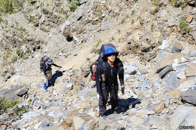 勇闖黑色奇萊主(北)峰