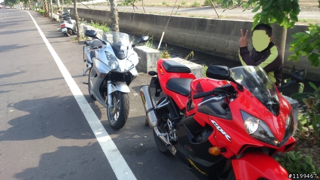06  VFR800入荷 ~~~