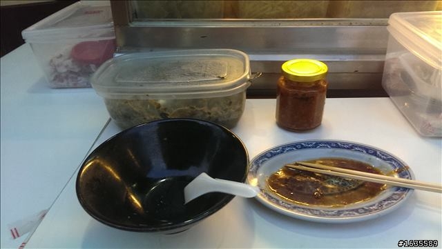 推薦北埔夜市 超值牛肉麵 無味精自熬湯頭 值得您品嚐