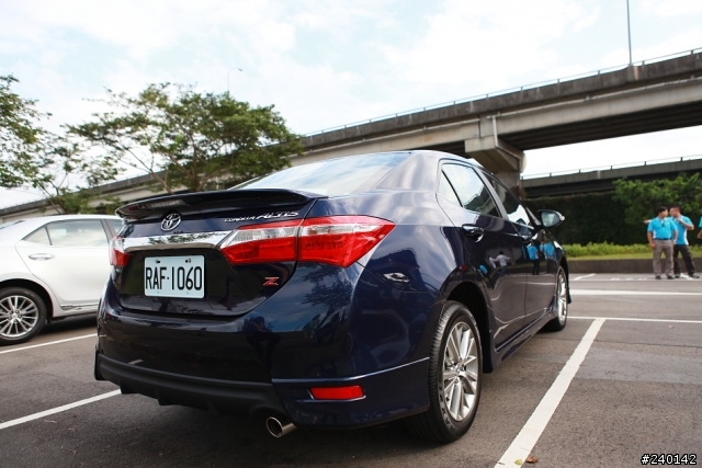 【試駕分享】2014 COROLLA ALTIS 城市駕遊趣