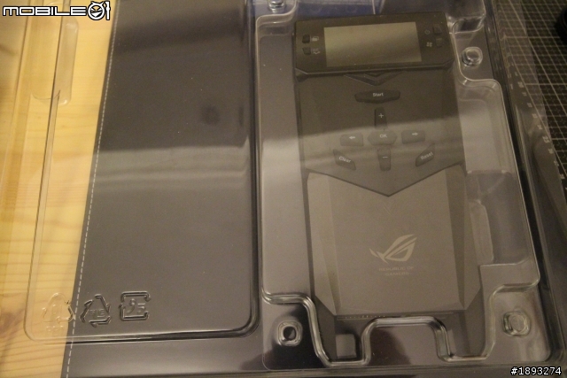 擁有豐富配件的 ASUS MAXIMUS VI 系列 EXTREME 極致版