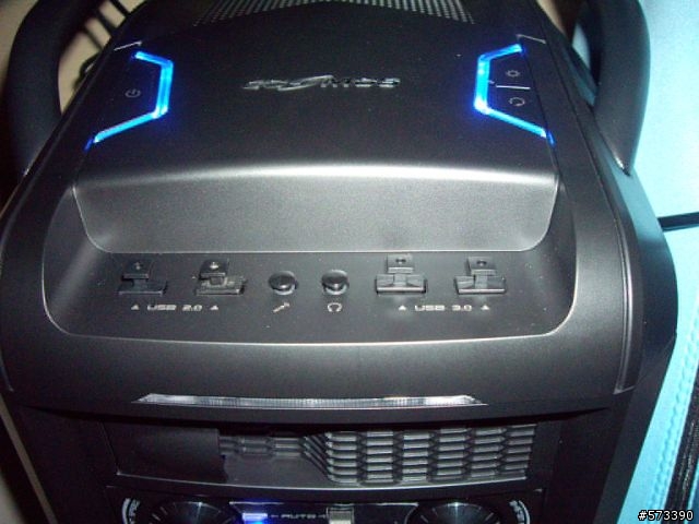 小白的開箱文第5發 - 飛向宇宙，浩瀚無限，Cooler Master Cosmos SE