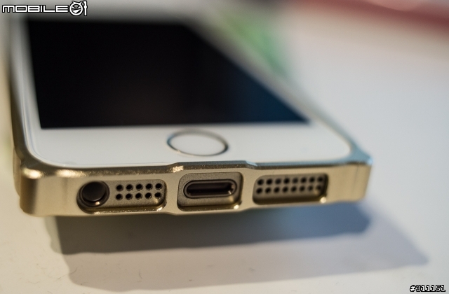 iPhone 5s 64G 金 開箱 (補上邊框照)