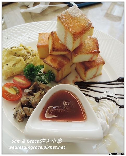 早午餐也有蜜糖吐司~Buggy cafe