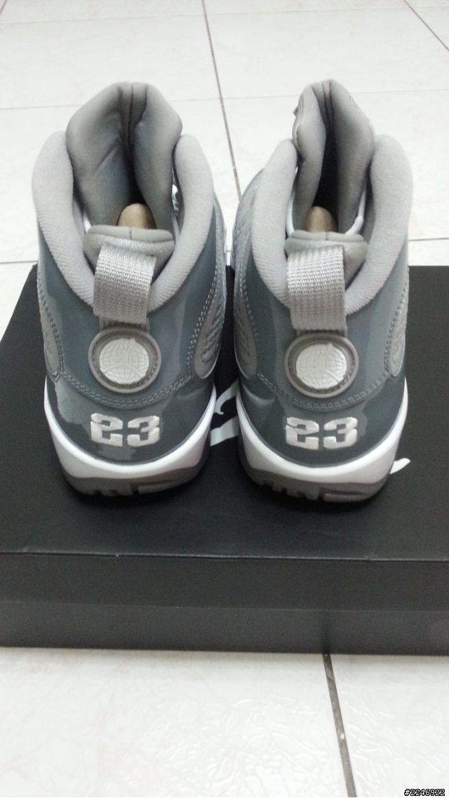 開箱~ AIR JORDAN RETRO 9 Cool Grey 小時候夢想~