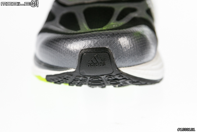 穩定系統再升級 - adidas supernova sequence 6