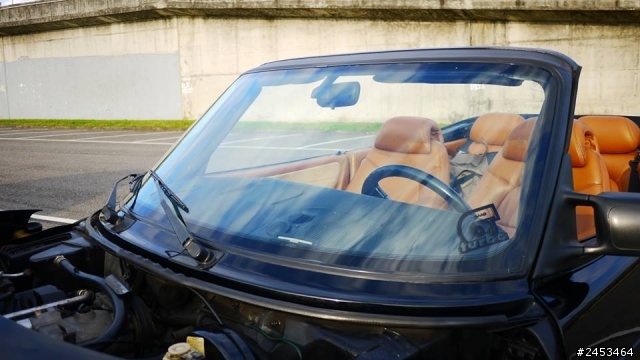 喜歡sabb 老車的朋友這裡有900turbo特寫