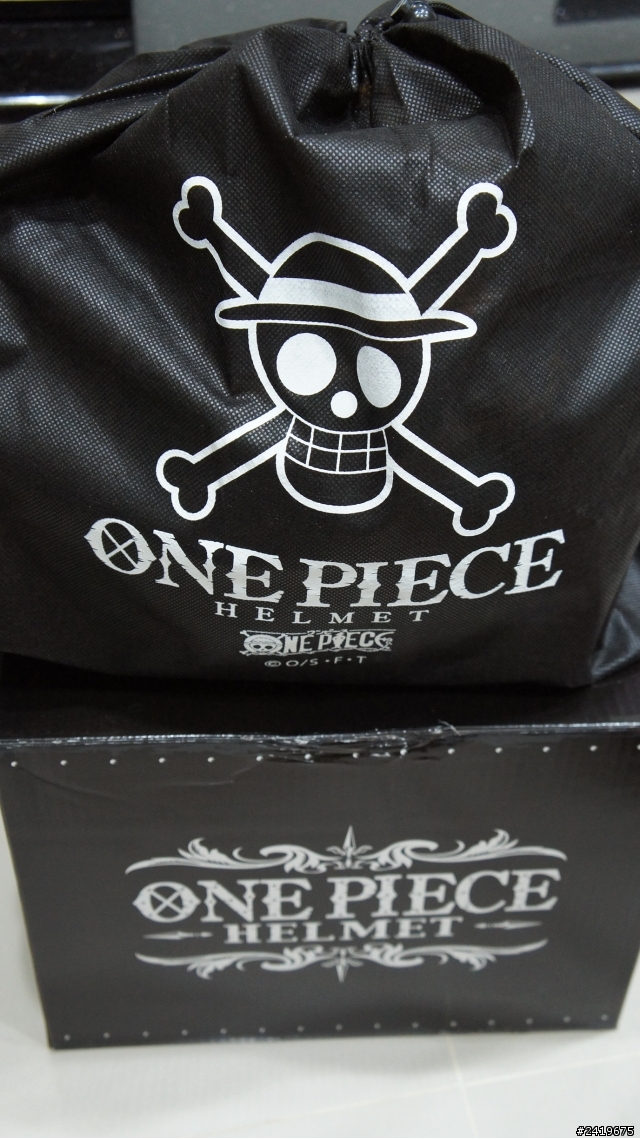 我的第一次開箱 OGK AFFID x ONEPIECE TRAFALGAR LAW