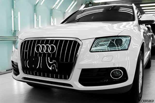 2014年式 新AUDI Q5+10/11全車鍍膜