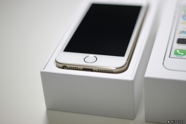 金色 iphone 5S 開箱文&夜拍實測 （圖多）