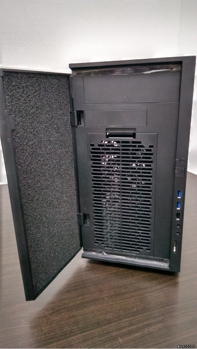 [開箱]Cooler Master Silencio 352亮面版 不專業開箱