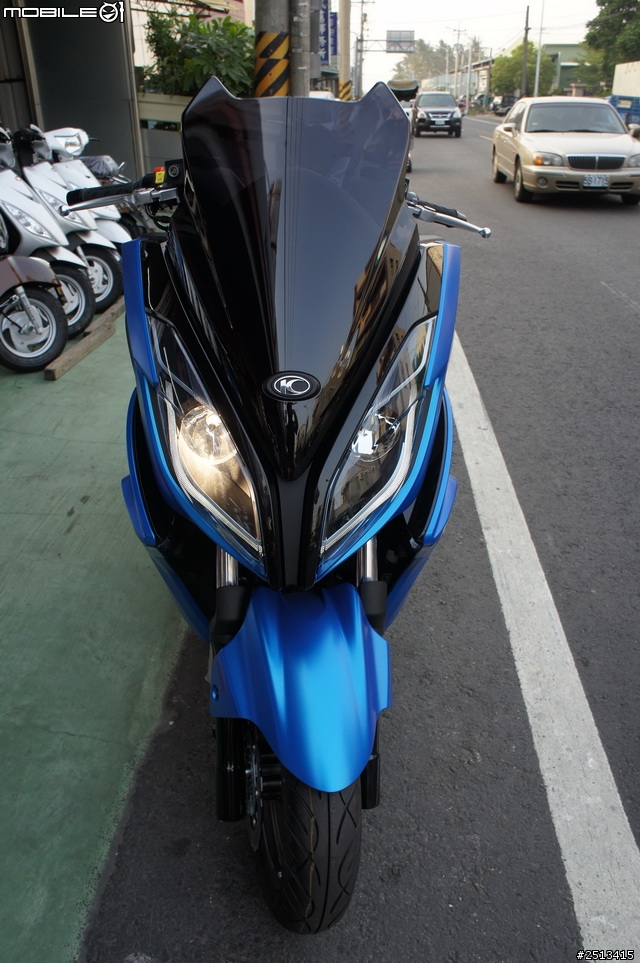 遇見K-XCT300 ABS 消光藍 消光黑 不專業開箱