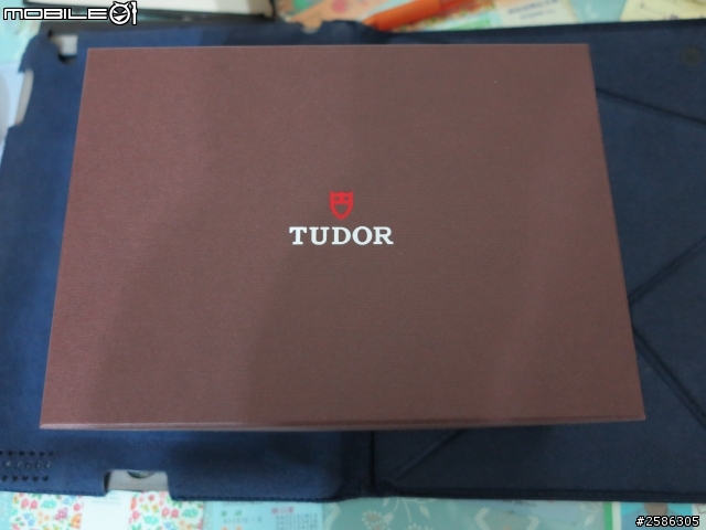 第一支機械錶 TUDOR BLACK BAY