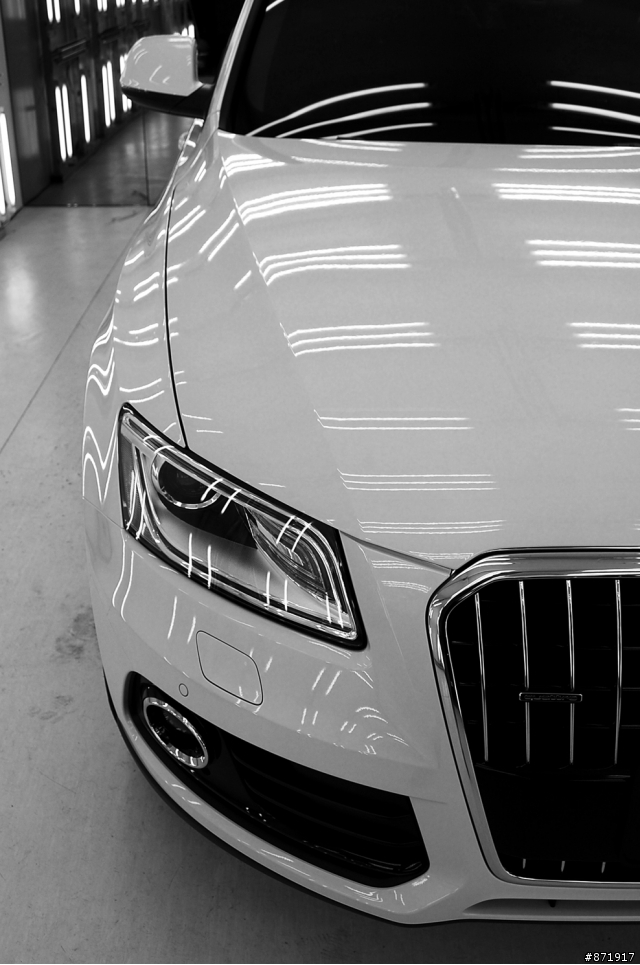 2014年式 新AUDI Q5+10/11全車鍍膜