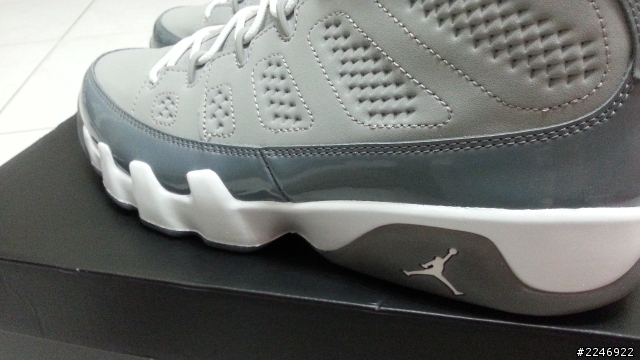開箱~ AIR JORDAN RETRO 9 Cool Grey 小時候夢想~