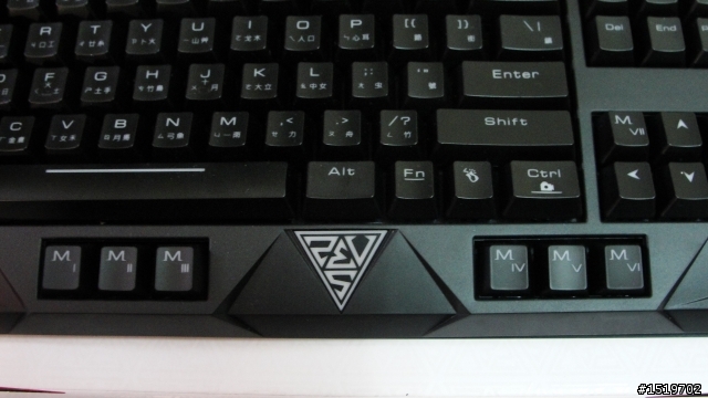 (偽開箱) 鍵盤中的炙熱野馬，ＧＡＭＤＩＡＳＨＥＲＭＥＳ飆風悍馬基本款青軸背光圖＋影