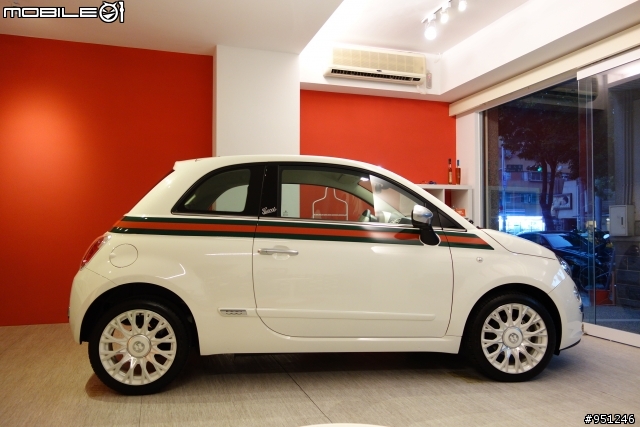 好厲害的精品...FIAT 500 by Gucci