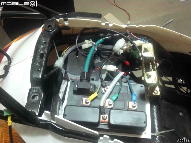 [開箱] 陽光電摩Sunny-50電動機車(17/05/16更新)
