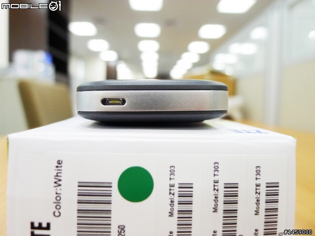 ZTE T303 長青族專用機 -- 老人機之開箱文