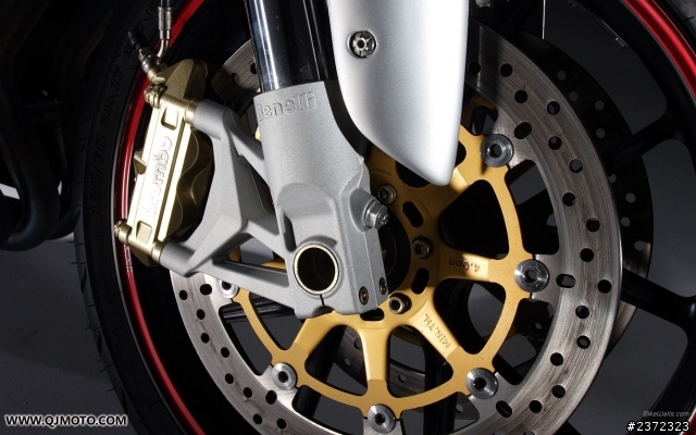 大陸的錢江Benelli TnT Titanium
