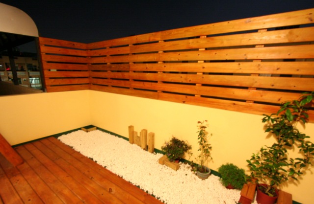 住了五個月的家~~現在已經滿兩年了~~自行設計發包製作@@ 不知道甚麼風~~