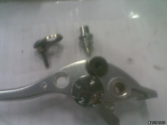 Nikita車系改裝簡易版手煞車功能DIY心得分享